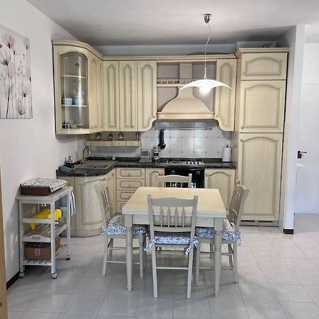 Casa Lora Apartment Sirmione Ngoại thất bức ảnh